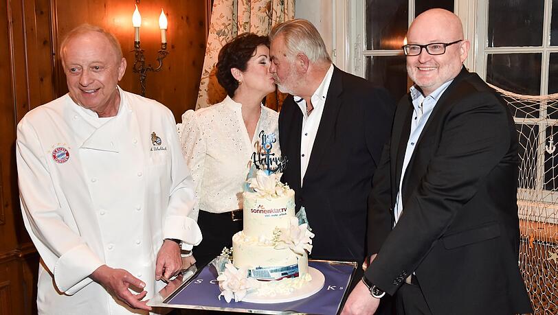 Harry Wijnvoord und Iris mit Alfons Schuhbeck mit Andreas Lambeck. Harry Wijnvoord und Iris mit Alfons Schuhbeck mit Andreas Lambeck.