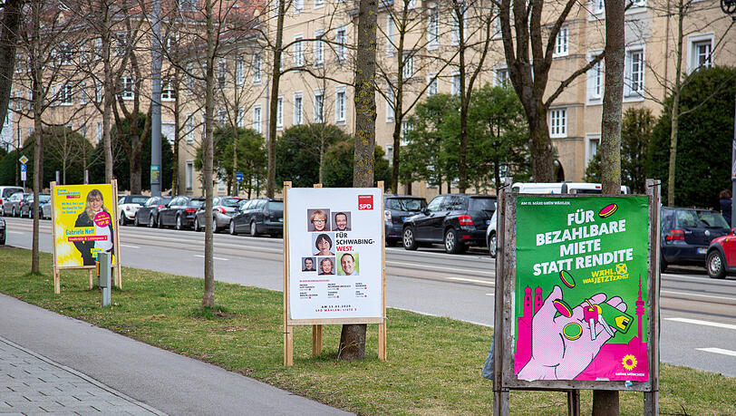 Parteien werben mit verschiedenen Botschaften in M&uuml;nchen (Archivbild): Auch in Oberhaching sorgt eine Wahlwerbung f&uuml;r Aufsehen.
