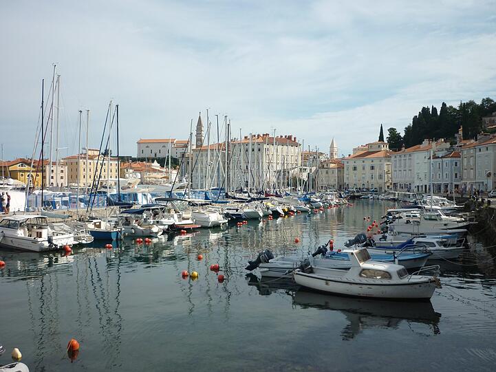 Am Hafen von Piran.