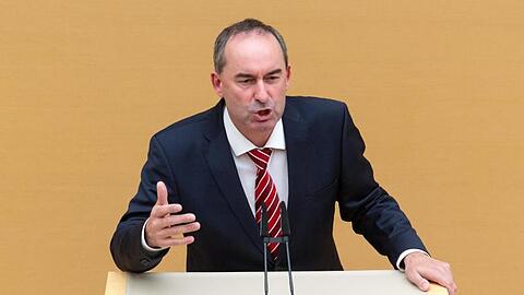 Hubert Aiwanger (Freie Wähler), Wirtschaftsminister von Bayern.