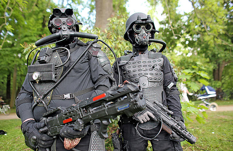 Die schrägsten Kostüme & irrsten Gestalten vom Wave-Gotik-Treffen 2016 in Leipzig