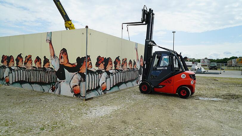Die Bilder vom Start des Aufbaus der Theresienwiese am 10. Juli.
