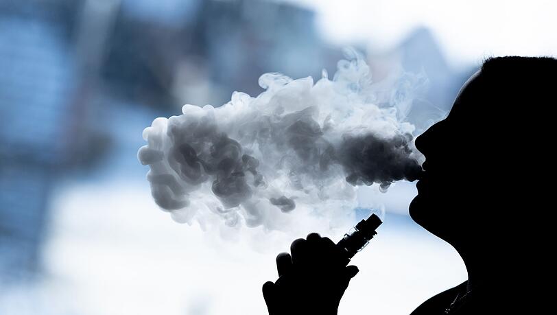 Vaping ist ein Massenphänomen geworden in Deutschland. (Symbolbild) Vaping ist ein Massenphänomen geworden in Deutschland. (Symbolbild)
