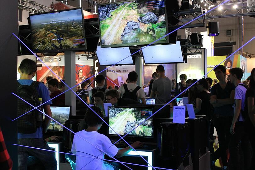 Die Gamescom 2014 ist nicht mehr nur für Fachbesucher geöffnet. Hier Bilder vom zweiten Tag.