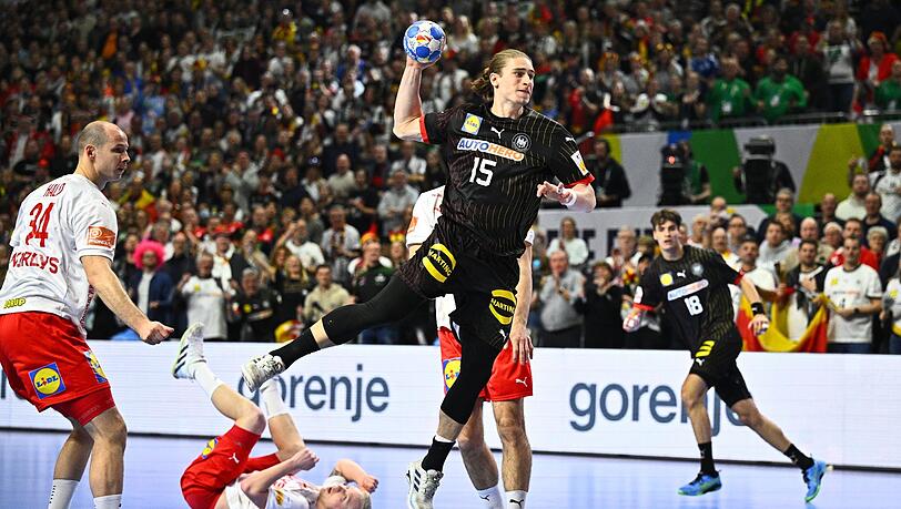 Aus der Traum vom Finale: Juri Knorr und die DHB-Auswahl mussten sich Dänemark knapp geschlagen geben.