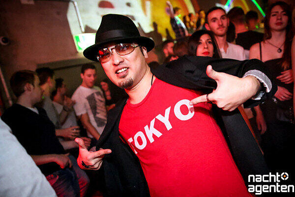 Die besten Party-Bilder vom Samstag. Hier im Neuraum.
