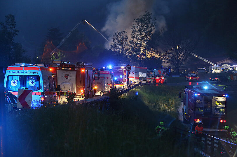 Sechs Menschen sind vermutlich tot. Die schrecklichen Bilder vom Feuer-Drama im Berchtesgadener Land"