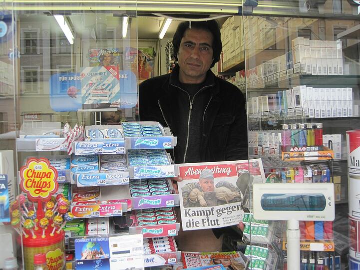 Am Parwan Kiosk in der Landsberger Straße gibt es Tabak, Zeitschriften, Zeitungen, Getränke, Lotto und Süßigkeiten.
