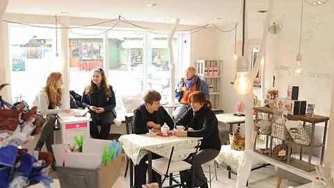 Vom Little Rabbit's Room in Haidhausen aus hat man einen wunderbaren Blick auf den Wiener Platz.