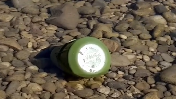 Diesen Fund machte ein Jugendlicher in der Isar. Er stellte sich als Handgranate heraus.