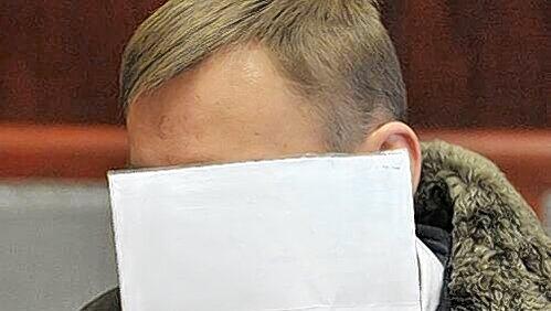 Vadim J. (28) steht in Bayreuth vor Gericht. Vadim J. (28) steht in Bayreuth vor Gericht.