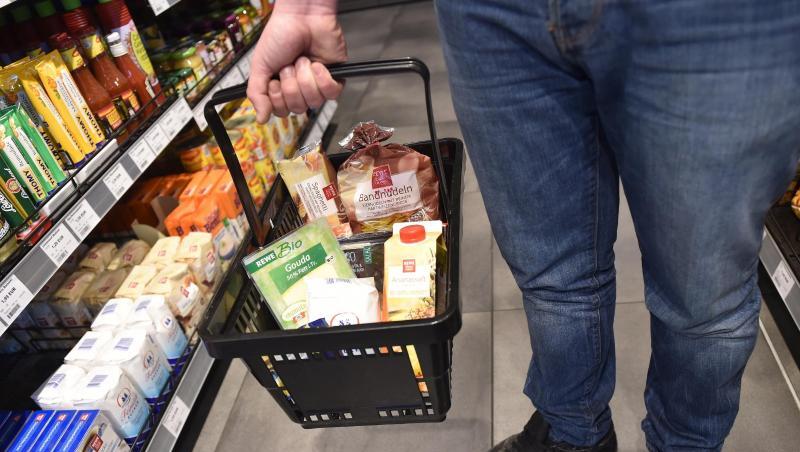 Der Anstieg der Verbraucherpreise hat sich im Mai leicht abgeschwächt. Symbolbild: Caroline Seidel Der Anstieg der Verbraucherpreise hat sich im Mai leicht abgeschwächt. Symbolbild: Caroline Seidel