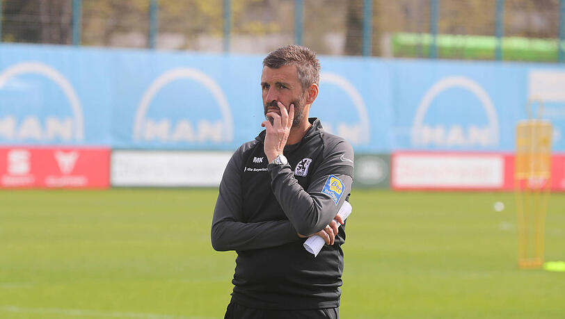 Löwen-Trainer Michael Köllner am Mittwoch im Training.