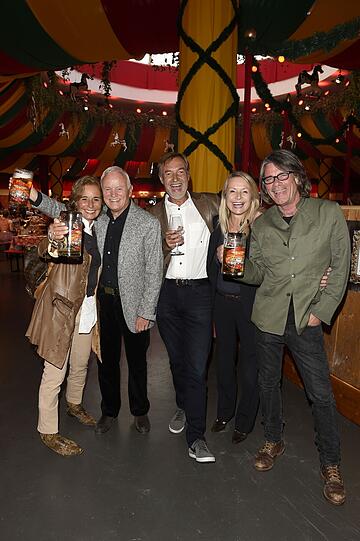 Cathrin und Werner Baldessarini, Jutta und Robert Siorpaes und Gunther Mende
