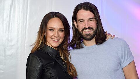 Carolin Kebekus und ihr Bruder David beim Deutschen Comedypreis 2019.