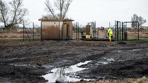 Die Pipeline von Rostock nach Schwedt ist nach dem Austritt von Öl aus einem Leck wieder in Betrieb. (Archivbild)