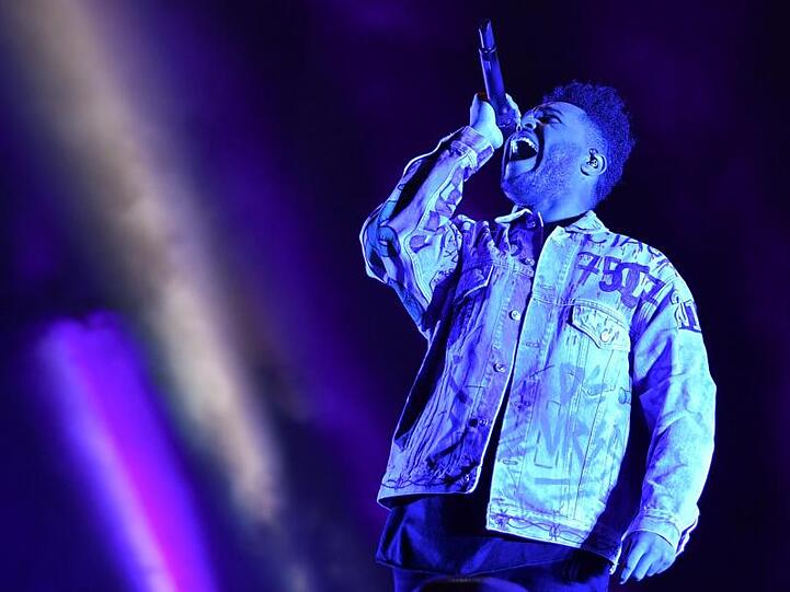 Der kanadische Musiker The Weeknd im Höhenflug.