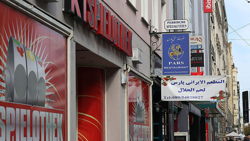 Weitere Fotos aus der kunterbunten Dachauer Straße.