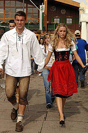 Schon seit Jahren ist Monika Puchalski mit Lukas Podolski zusammen. Sie haben auch einen gemeinsamen Sohn