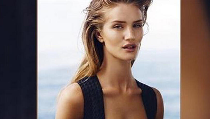 Rosie Huntington-Whiteley beim sexy Fotoshooting in Down Under Rosie Huntington-Whiteley beim sexy Fotoshooting in Down Under