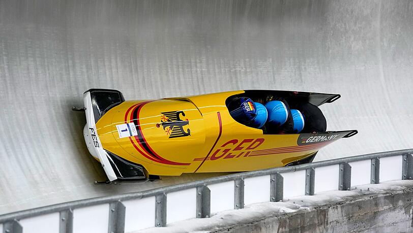 Johannes Lochner (Pilot), Thorsten Margis, J&ouml;rn Wenzel und Georg Fleischhauer holen sich Gold im Viererbob.