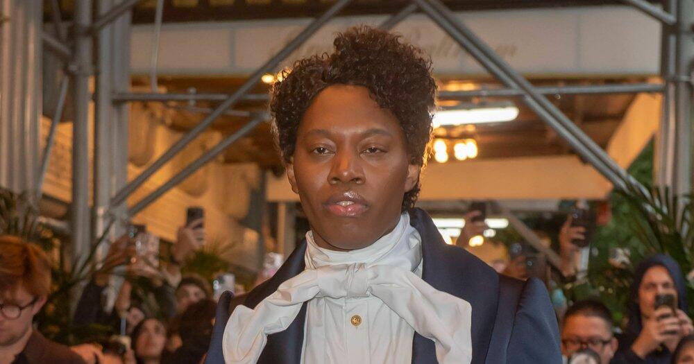 -Emily-in-Paris-Star-Jeremy-O-Harris-Darum-sitzt-er-im-Gef-ngnis