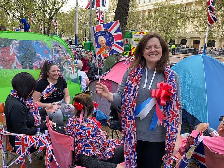 Diana Fleetwood (54) hat für König Charles auf Londons Straßen gecampt
