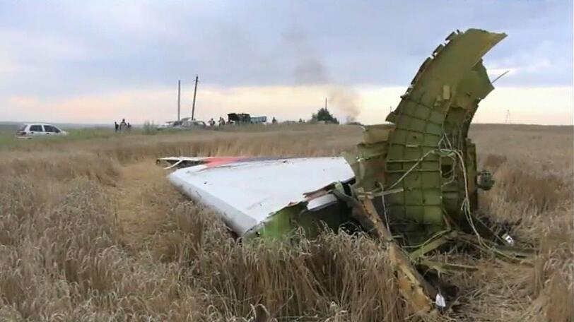 Die Absturzstelle in der Region Donezk ist ein Trümmerfeld. Die erschütternden Bilder.