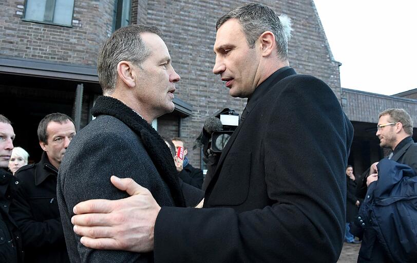 Trauernde Boxgrößen: Henry Maske (l.) und Vitali Klitschko.