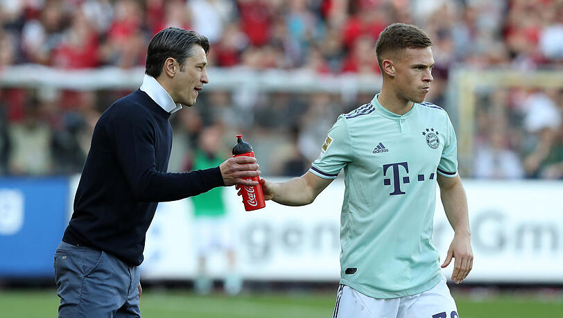 Steht hinter Trainer Niko Kovac (l.): Joshua Kimmich. Steht hinter Trainer Niko Kovac (l.): Joshua Kimmich.