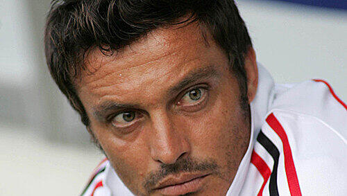Neuer Star für den FC Bayern: Massimo Oddo. Neuer Star für den FC Bayern: Massimo Oddo.