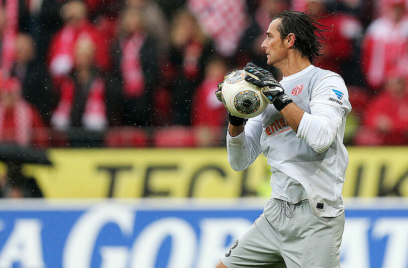 Torwart Heinz Müller soll einen Vertrag beim FC Bayern bekommen.