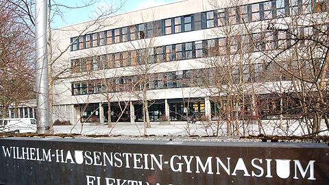 Bald mit neuer Adresse: das Bogenhauser Wilhelm-Hausenstein-Gymnasium, derzeit noch in der Elektrastraße 61 ansässig.
