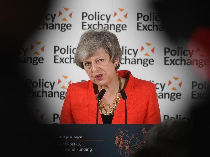 Theresa May geht als gescheiterte Premierministerin in die Geschichte Großbritanniens ein - gescheitert an ihrem eigenen Ziel, das Land geordnet aus der EU zu führen.