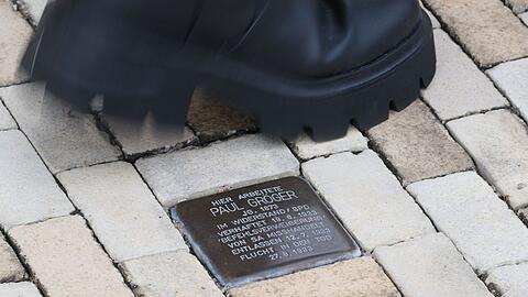 In Heidenau sollen k&uuml;nftig keine Stolpersteine mehr im &ouml;ffentlichen Stra&szlig;enraum verlegt werden.