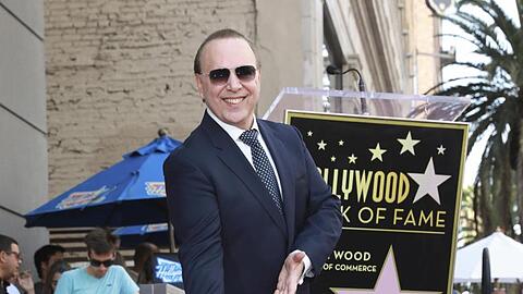 Tommy Mottola wird mit einem Stern auf dem Hollywood "Walk of Fame" geehrt.