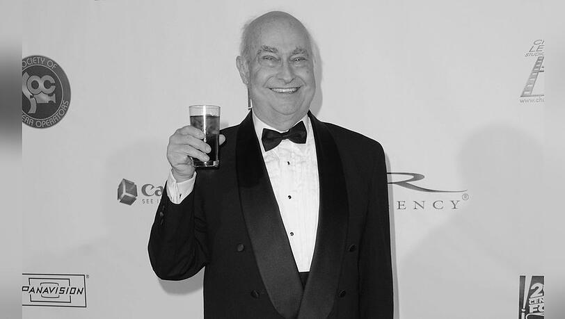 Robert Trebor wurde 71 Jahre alt.