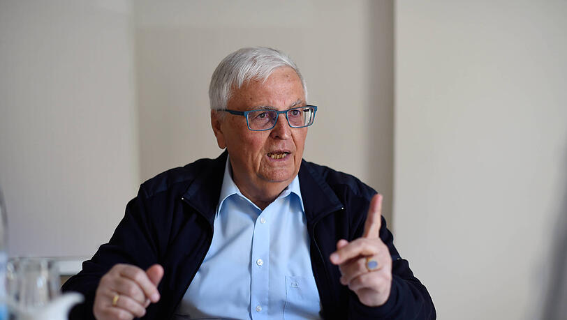 Rechnet mit dem DFB und der Fifa ab: Der ehemalige DFB-Präsident Theo Zwanziger. Rechnet mit dem DFB und der Fifa ab: Der ehemalige DFB-Präsident Theo Zwanziger.