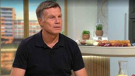 1996 wurde Thomas Helmer mit der deutschen Nationamannschaft Fu&szlig;ball-Europameister. Jetzt &uuml;bte er in "Volle Kanne" (ZDF) Kritik - auch an seinen Nachfolgern auf dem Platz.