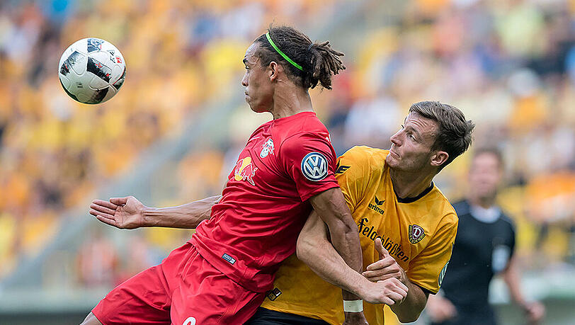 Pokal-Aus in der ersten Runde für RB Leipzig und Yussuf Poulsen (l.) Pokal-Aus in der ersten Runde für RB Leipzig und Yussuf Poulsen (l.)