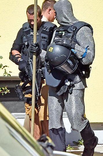 Bilder vom Großeinsatz der Polizei in Berg am Laim.