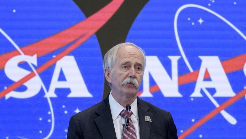 William Gerstenmaier, NASA-Direktor für bemannte Raumfahrt: Weltraumtouristen sollen ab 2020 wieder auf die Internationale Raumstation ISS fliegen können. William Gerstenmaier, NASA-Direktor für bemannte Raumfahrt: Weltraumtouristen sollen ab 2020 wieder auf die Internationale Raumstation ISS fliegen können.