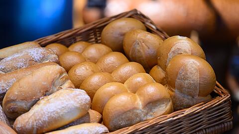 Frische Br&ouml;tchen gibt es auch sonntags - dann d&uuml;rfen B&auml;ckereibesch&auml;ftigte bislang aber nur drei Stunden arbeiten.