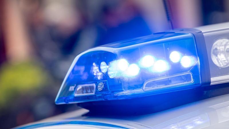 Ein Polizist hat sich am Donnerstag verletzt. Ein Polizist hat sich am Donnerstag verletzt.