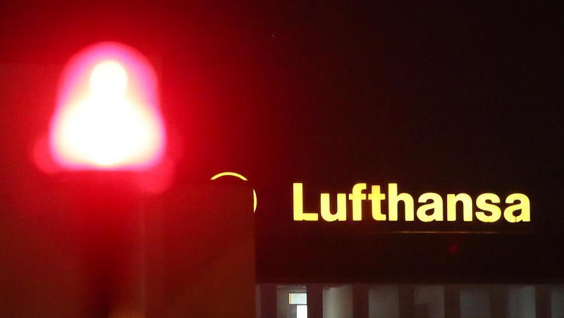 Lufthansa hat alle Flüge von und nach China gestrichen. Lufthansa hat alle Flüge von und nach China gestrichen.