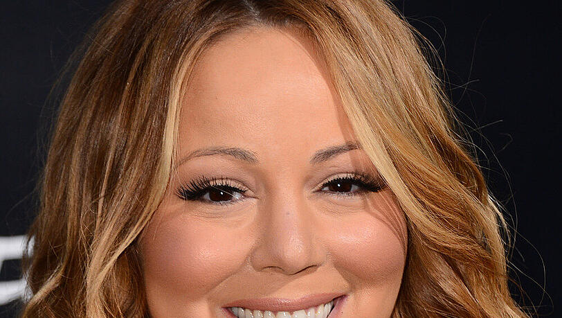 Eine Schlagzeile folgt der nächsten: Mariah Carey Eine Schlagzeile folgt der nächsten: Mariah Carey