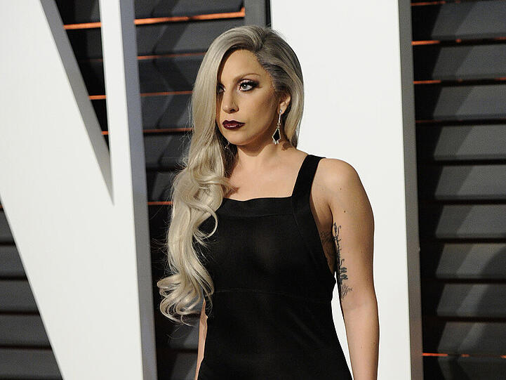 Sängerin Lady Gaga, hier bei der Vanity Fair Oscar Party, geht unter die Schauspieler