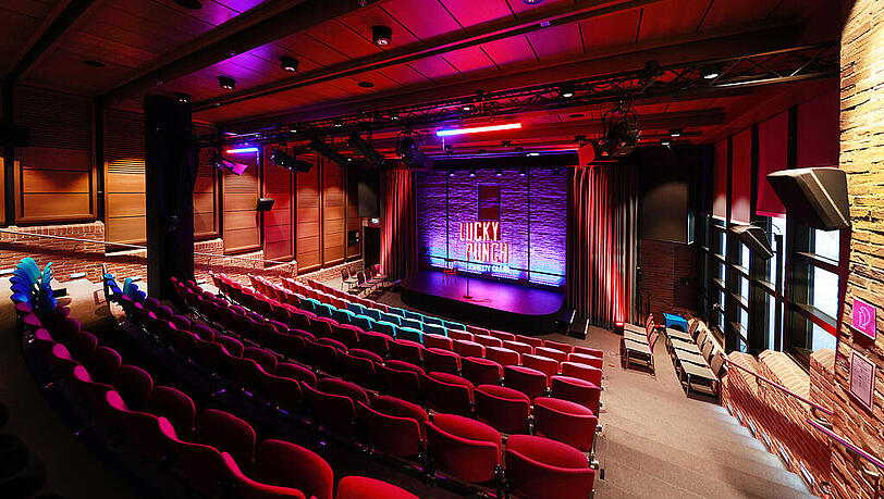 Der Lucky Punch Comedy Club im Fat Cat.