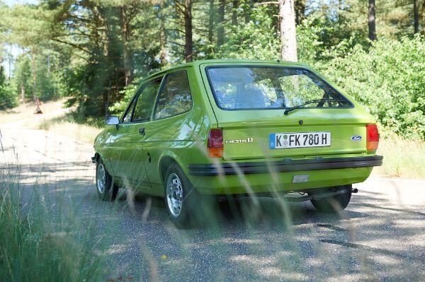 Basismobilität nach der Ölkrise: Den 1976er Fista treibt ein 1,1-Liter-Motörchen mit 40 PS voran.