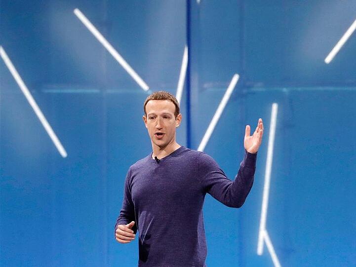 Facebook-Chef Mark Zuckerberg auf der Facebook-Entwicklungskonferenz F8. Recrop. Zuckerberg kommt unter anderem zu Gesprächen mit Justizministerin Barley nach Berlin.